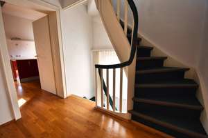 Familienglück am Rhein: Charmanter Altbau mit großem Garten, Keller, 2 Garagen und Dachterrasse – Die vollständige Adresse der Immobilie erhältst du vom Anbieter., 53225 Beuel-Mitte, Bonn – Vorschaubild 14