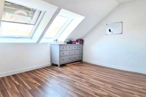 Exklusive 4-Zi.-Maisonette mit Loggia, 2 Bädern, Aufzug & Tiefgarage – 65934 Nied, Frankfurt am Main – Vorschaubild 14