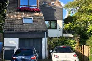 Einfamilienhaus mit Einliegerwohnung und zwei Garagen – Mettmann (Kreis) – Vorschaubild 2