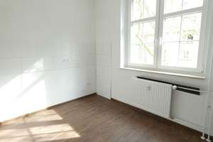 *** Modernisierte 2-Zi-Wohnung mit Loggia im beliebten Luisenhof sucht neuen Mieter *** – Margaretenstr. 9, 45145 Frohnhausen, Essen – Vorschaubild 7