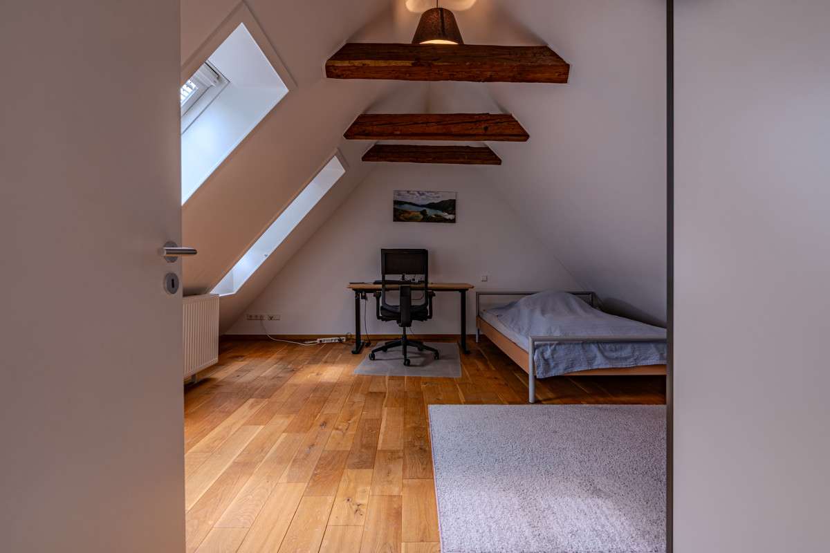 Immobilie in Baindt - Elegantes Wohnen im Herzen historischer Architektur - Bild 2