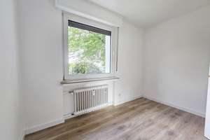 Lichthelle Erdgeschosswohnung mit XXL-Balkon und Einbauküche an der Stadtgrenze zu Haan und Hilden – Maubeshauser Straße 28, 42697 Ohligs/Aufderhöhe/Merscheid, Solingen – Vorschaubild 9