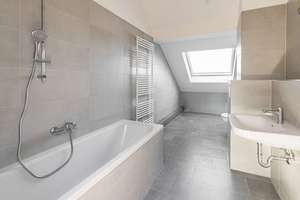 Lichtdurchflutete 2-Zimmer-Dachgeschosswohnung in Stötteritz – Die vollständige Adresse der Immobilie erhältst du vom Anbieter., 4299 Stötteritz, Leipzig – Vorschaubild 4