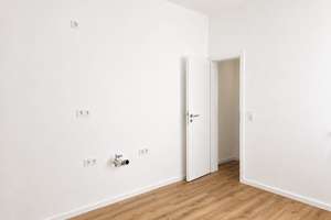 Frisch sanierte 2-Zimmer Wohnung mit traumhaftem Wohn-Essbereich! – 44135 Kaiserbrunnen, Dortmund – Vorschaubild 5