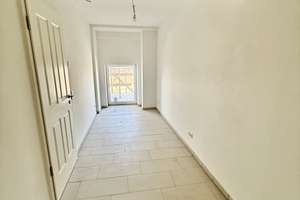 Die Besondere mit Balkon mit tollen Blick über die Stadt und Hafen. – Werner-Heisenberg-Straße 25, 39106 Alte Neustadt, Magdeburg – Vorschaubild 6