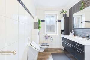 Delmenhorst - Stickgras/Annenriede • Exklusive Stadtvilla mit 5 Zimmern, Sauna & traumhaftem Garten – Die vollständige Adresse der Immobilie erhältst du vom Anbieter., 27751 Stickgras/Annenriede, Delmenhorst – Vorschaubild 10