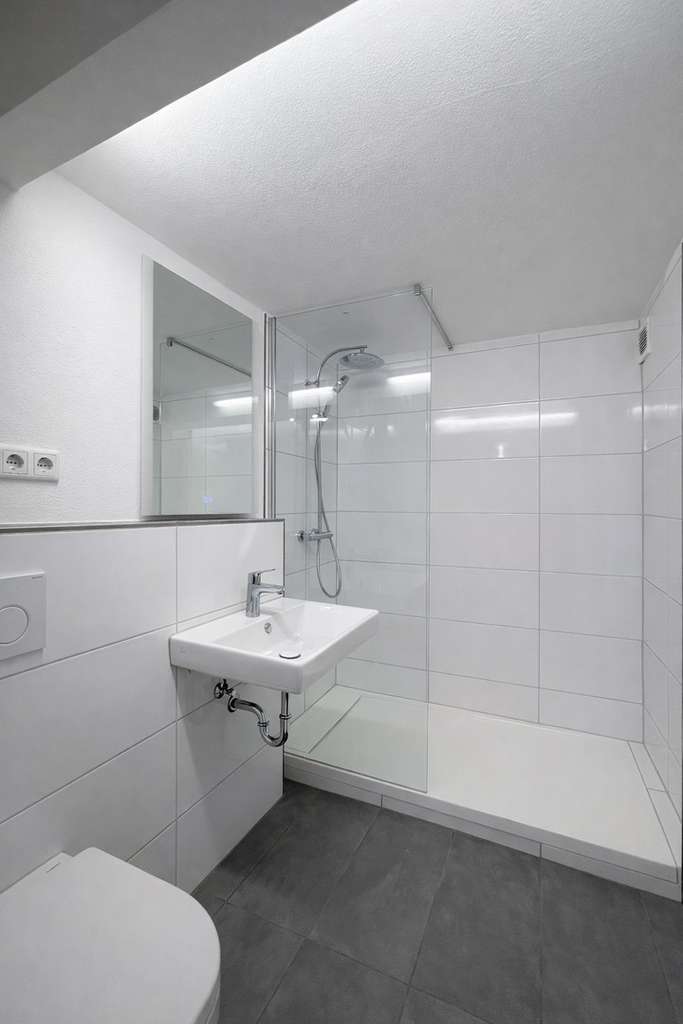 Immobilie in Hilzingen - Provisionsfrei - Frisch sanierte 1,5-Zi-Wohnung mit neuem Bad und Fernwärme - Zukunftssicher - Bild 4