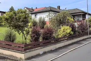 Einfamilienhaus mit großen Grundstück in Auerbach/Opf. – Bulagstraße 7, 91275 Amberg-Sulzbach (Kreis) – Vorschaubild 2