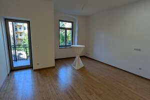 Erstbezug nach Kernsanierung- 3-Raum-Wohnung mit Balkon – Pestalozzistraße 19, 9130 Sonnenberg, Chemnitz – Vorschaubild 1