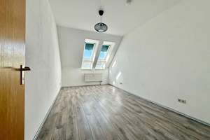 Helle Dachgeschosswohnung zum Einziehen und Wohlfühlen – Die vollständige Adresse der Immobilie erhältst du vom Anbieter., 30559 Anderten, Hannover – Vorschaubild 6