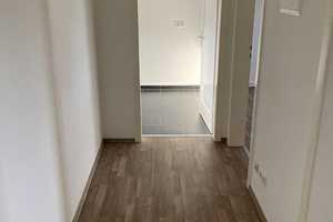 Schöne 2-Zimmer-Wohnung mit Tageslichtbad! – Heeper Straße 278b, 33607 Bielefeld – Vorschaubild 2