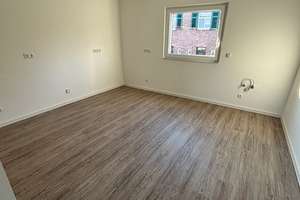 Großzügige, helle Maisonettewohnung in schöner Wohnlage – Die vollständige Adresse der Immobilie erhältst du vom Anbieter., 50827 Bickendorf, Köln – Vorschaubild 17