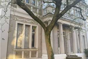 2,5-Zimmer-Wohnung und 1,5 Zimmer Wohnung in Oberkasseler Villa. 