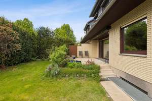 Sofort bezugsfrei in Wittenau: luxuriös ausgestattete DHH mit 5 Zimmern, 160qm Wfl., ausgebautes DG – Engelroder Weg 2A, 13435 Wittenau, Berlin – Vorschaubild 7