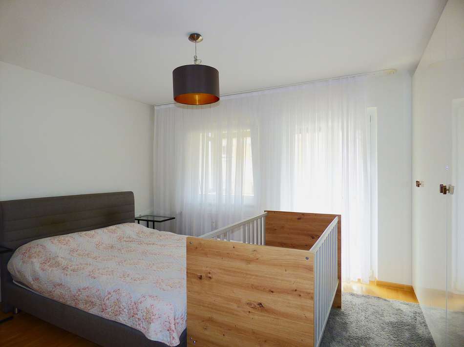 Schlafzim. / Zugang zum Balkon