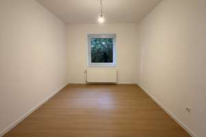 Kernsanierte 2,5-Zimmer-Gartenwohnung mit 150 m² Privatgarten in Düsseldorf-Oberbilk – Höhenstraße 78, 40227 Oberbilk, Düsseldorf – Vorschaubild 6