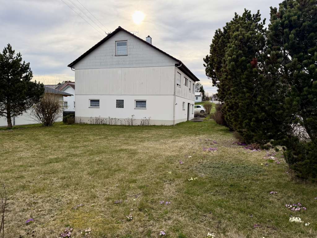 Immobilie in Hayingen - Seltene Gelegenheit: Großzügiges Naturgrundstück mit Ausbaupotential & Schwörer-Fertighaus - Bild 1