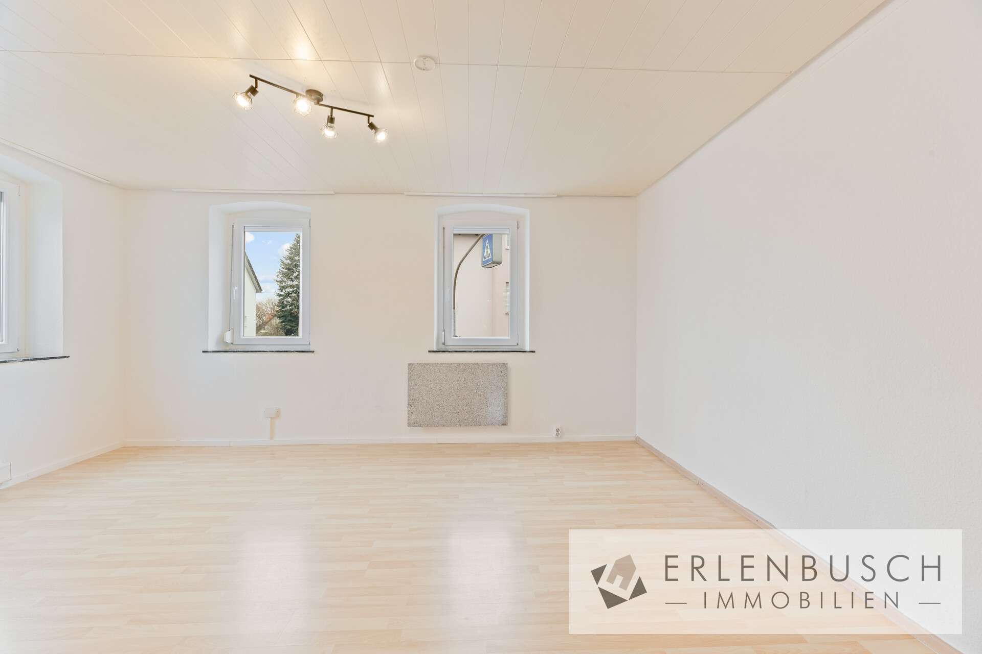 Immobilie in Remshalden - Vielseitig nutzbare 3-Zimmer-Wohnung mit Balkon und Einzelgarage - Bild 4