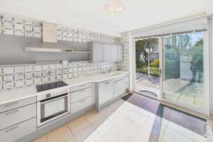 IMMO KUBE! Nicht freistehender 7 Zi.-Bungalow in Nbg.-Erlenstegen mit Garten und 2 Stellplätzen – Die vollständige Adresse der Immobilie erhältst du vom Anbieter., 90491 Erlenstegen, Nürnberg – Vorschaubild 8