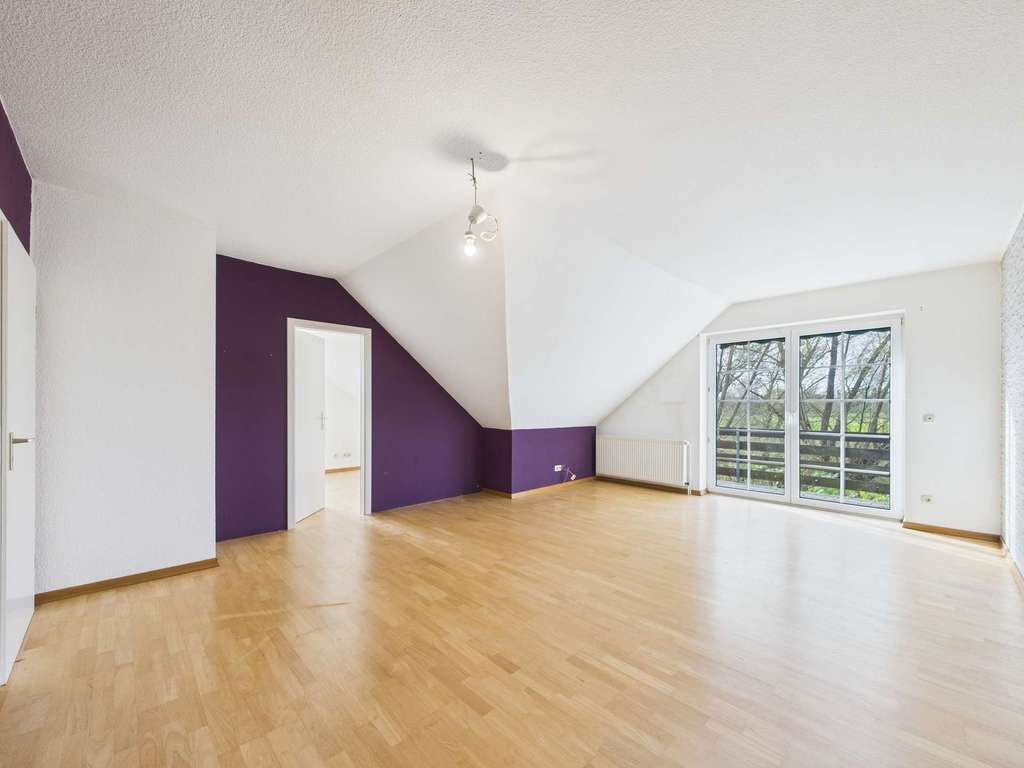 Immobilie in Lehre - Lichtdurchflutete Drei-Zimmer-Wohnung mit Balkon in Flechtorf! BJ Haus 1995, Gas-Etagenheizung 2021 - Bild 2