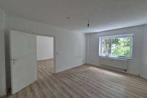 renovierte 2,5-Zi-Wohnung mit Südwest Balkon, an der Grenze zu Düsseltal; Energieeffizienzklasse C!! – Graf-Recke-Straße 147, 40237 Düsseltal, Düsseldorf – Vorschaubild 5