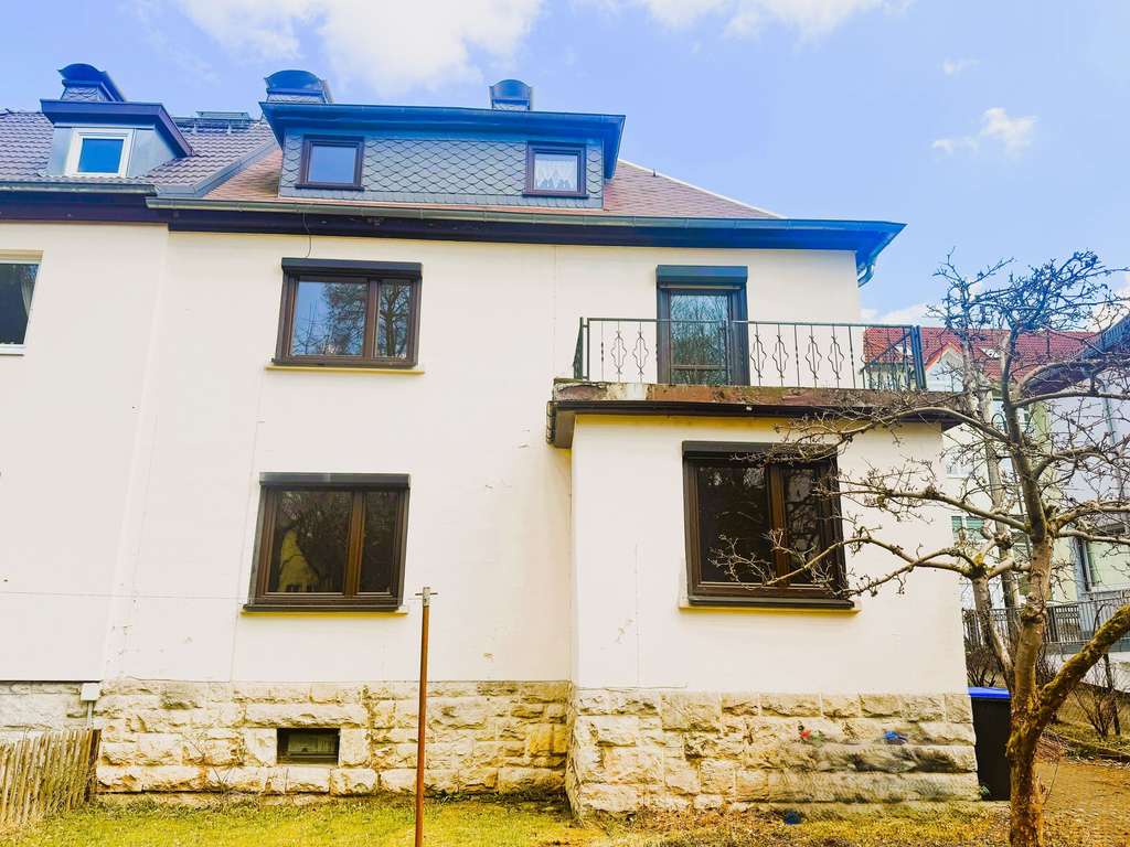 Immobilie in Ilmenau - zentral gelegenes Wohnhaus mit tollem Grundriss, Garage & Garten zu verkaufen - Bild 3