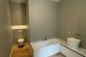Newly renovated, spacious 4-room apartment with  balconys/new kitchen/Parking Spots – Die vollständige Adresse der Immobilie erhältst du vom Anbieter., 65203 Biebrich, Wiesbaden – Vorschaubild 3