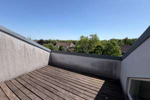 Charmante 1-Zimmer Dachgeschosswohnung mit Balkon in Bahnhofsnähe – Friedrich-List Str. 14, 46045 Altstadt-Mitte, Oberhausen – Vorschaubild 9