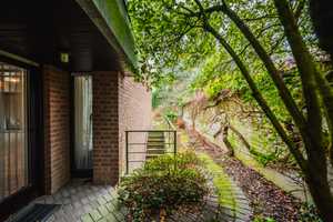 Einfamilienhaus mit Einliegerwohnung und guter Substanz im beliebten Dichterviertel! – Düsseldorf – Vorschaubild 9