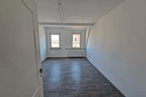 Modernisiertes WG-Zimmer in 3er-WG in Nürnberg: Neugründung! – Nürnberg – Vorschaubild 2