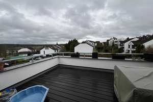 von Privat + sofort frei! Sanierte DHH in 1A-Lage mit schönen Bädern & EBK, Dachterrasse, Carport – Hochtaunuskreis – Vorschaubild 19