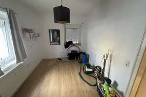 Helle 3-Zimmer-Wohnung mit moderner Küche zur Übernahme – Nachmieter gesucht – Die vollständige Adresse der Immobilie erhältst du vom Anbieter., 97080 Grombühl, Würzburg – Vorschaubild 7