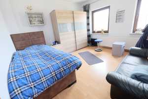 Zweifamilienhaus mit zwei Garagen auf großem Grundstück – Kleve (Kreis) – Vorschaubild 25