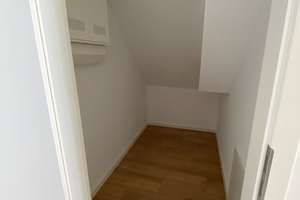 Schöne Dachgeschosswohnung in aufwendig saniertem Altbau zu vermieten – Brotstraße 26, 54290 Mitte/Gartenfeld, Trier – Vorschaubild 11