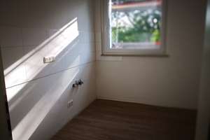 Zum Einzug frisch renovierte und sanierte 3-Zimmer-Wohnung mit Balkon – Drakerfeld 10, 47138 Obermeiderich, Duisburg – Vorschaubild 6