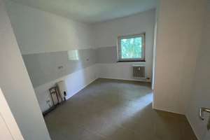 Balkonwohnung mit 3 Zimmern im 3. Obergeschoss in Bremen-Vahr – Kurt-Schumacher-Allee 38, 28327 Neue Vahr Südost, Bremen – Vorschaubild 11