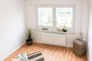 Balkonwohnung mit offener Küche – Kurt-Schneider-Str. 36, 9122 Markersdorf, Chemnitz – Vorschaubild 3