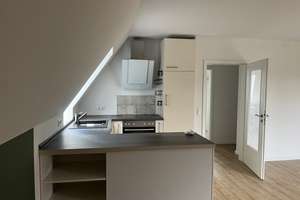 Viel Freiraum: 4-Zimmer-Wohnung in Hamburg-Sasel – Gemeinweide 10, 22393 Sasel, Hamburg – Vorschaubild 6
