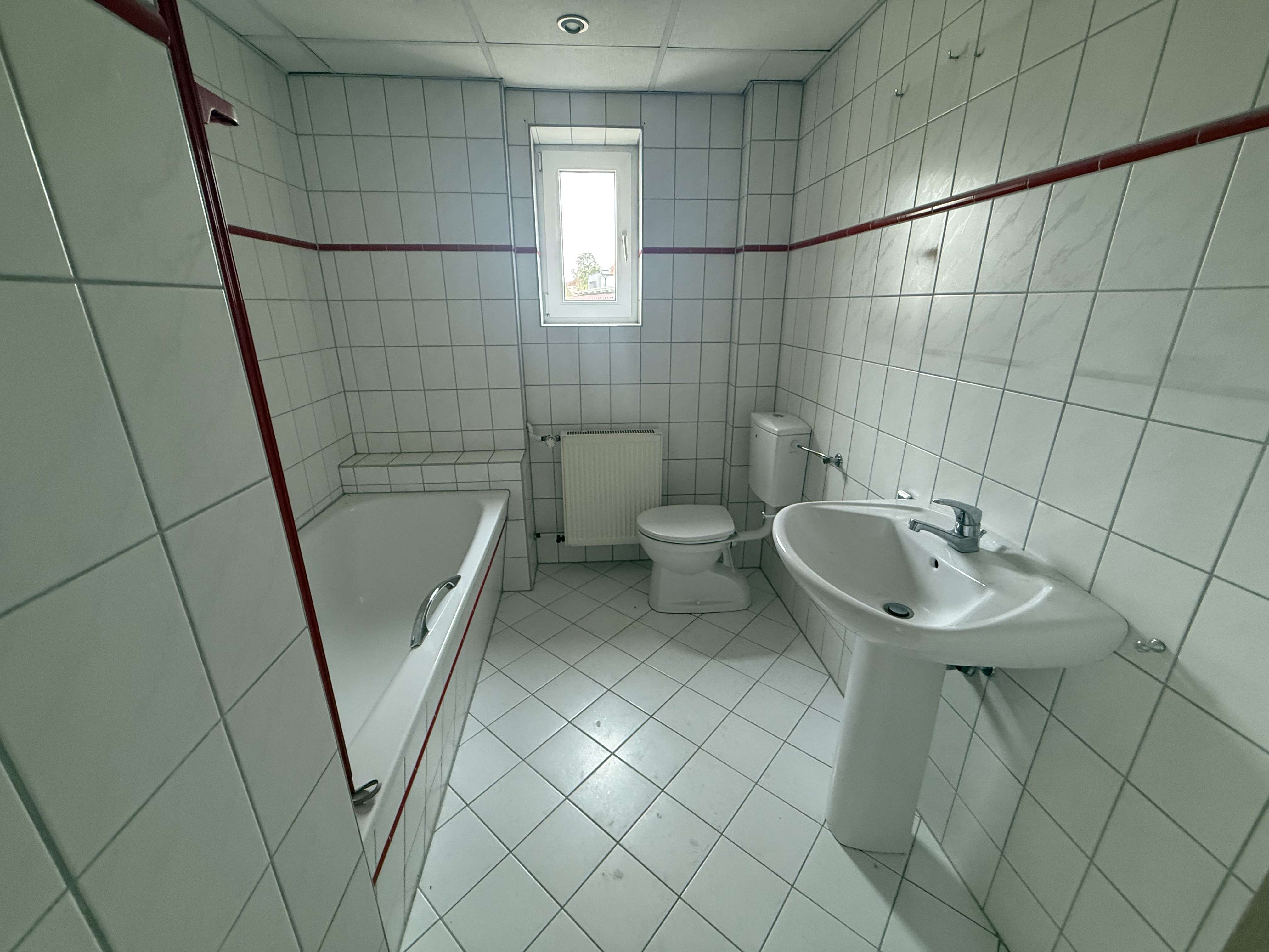 Immobilie in Sömmerda - genügend Platz in großer Doppelhaushälfte mit Garage für Familie & HomeOffice - Bild 5