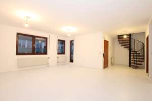 Aussergewöhnliche  Studio-Wohnung mit zwei Balkonen in gepflegtem Wohnhaus – Hoher Weg 12, 47137 Mittelmeiderich, Duisburg – Vorschaubild 1