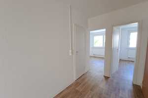 Aufgepasst 4-Raum Wohnung - Kreative Mieter gesucht! Renovierungsgutschein geschenkt! – Lunochodstr. 63, 39118 Magdeburg – Vorschaubild 5