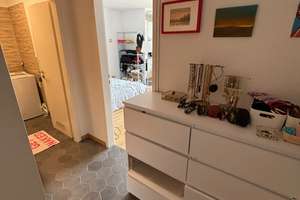 Kompakt wohnen in Bogenhausen: Ein-Zimmer-Apartment mit Balkon, Kellerabteil und TG-Stellplatz – Cosimastraße 228, 81927 Johanneskirchen, München – Vorschaubild 4