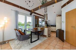 Moderne und lichtdurchflutete Dachgeschosswohnung sucht neuen Eigentümer!