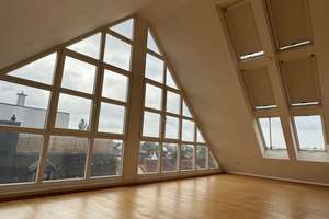 Großzügige Wohnung auf zwei Ebenen mitten im Viertel