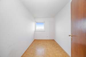 Bezugsfreie 3-Zimmer-Wohnung im 13. Obergeschoss mit zwei Balkonen und Alpenblick – Mauthäuslstraße 39, 81379 Obersendling, München – Vorschaubild 9