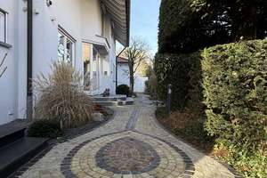 ++Stuttgart-Sillenbuch ++ traumhaftes Einfamilienhaus (DHH) mit Garten ++ moderne Ausstattung ++ – Die vollständige Adresse der Immobilie erhältst du vom Anbieter., 70619 Sillenbuch (Ortsteil), Stuttgart – Vorschaubild 3