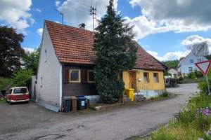 Zwei Häuser, ein Preis  -Doppelhaus- – Friedhofstraße 2+4, 71577 Großerlach – Vorschaubild 2
