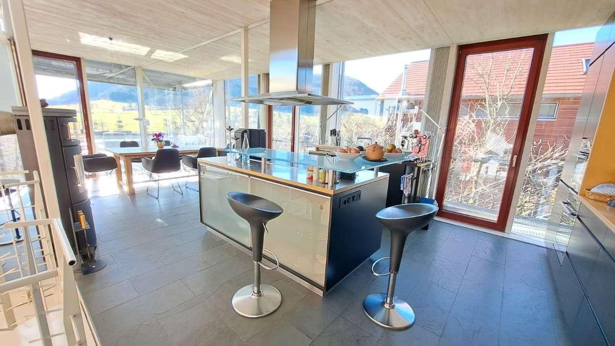 Immobilie in Deggingen - Modernes, lichtdurchflutetes Architektenhaus in ruhiger Aussichtslage! - Bild 3