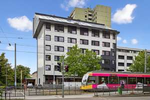 Investieren, wo die Stadt pulsiert: Wohn- und Geschäftshaus mit Top-Werten bei Lage, Vermietung, Zus