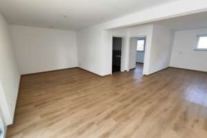 ALTERNATIVE ZUR WOHNUNG: Fast NEUWERTIGE DHH mit 153m² Wohnfläche+Terrasse+Stellplatz / Weinsbach – Die vollständige Adresse der Immobilie erhältst du vom Anbieter., 74613 Öhringen – Vorschaubild 5